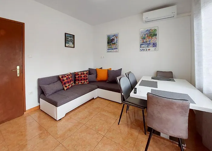 Katica Apartment Selce
