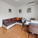 Katica Apartamento Selce