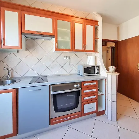 Apartment Katica Selce